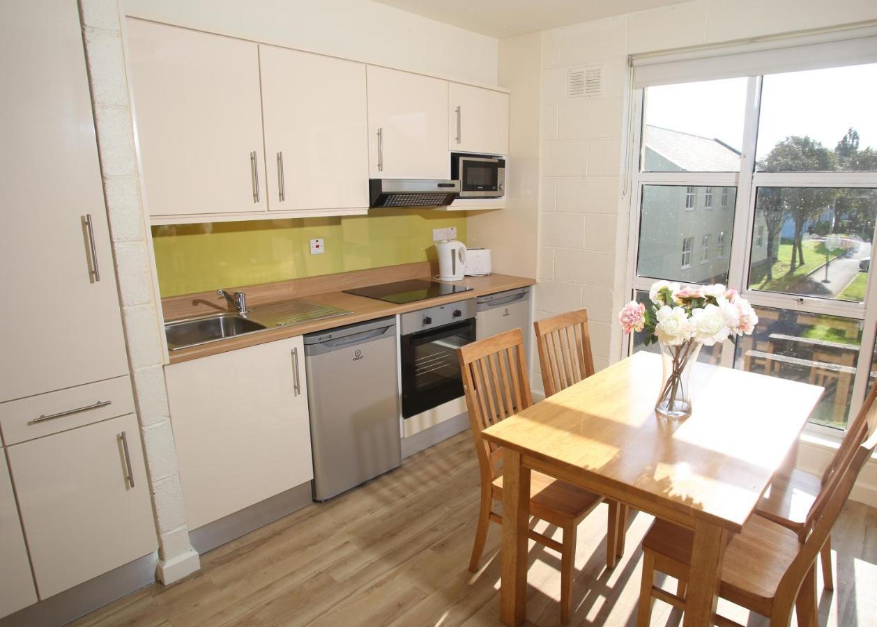 Corrib Village Rooms University Of 골웨이 외부 사진