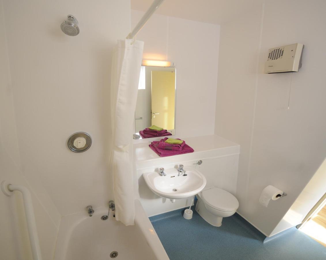 Corrib Village Rooms University Of 골웨이 외부 사진