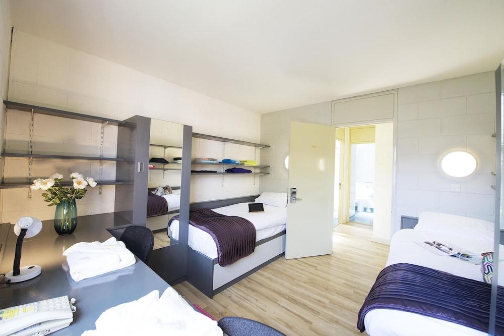 Corrib Village Rooms University Of 골웨이 외부 사진