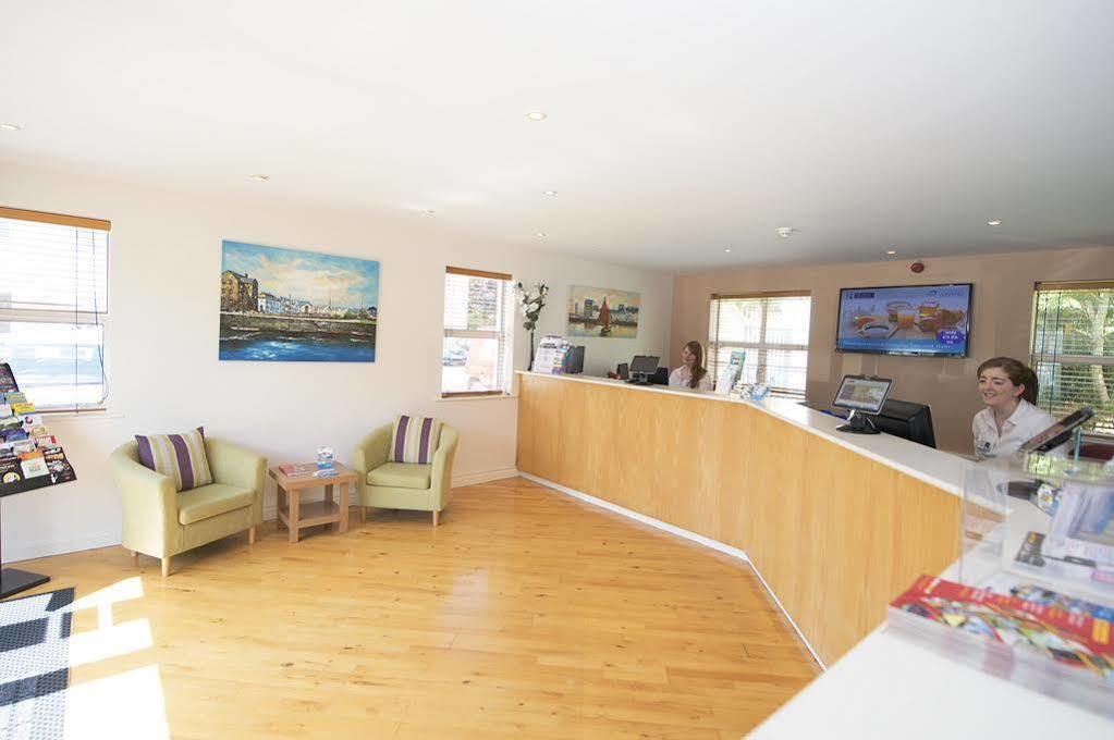 Corrib Village Rooms University Of 골웨이 외부 사진