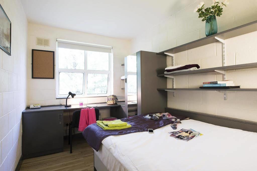 Corrib Village Rooms University Of 골웨이 외부 사진